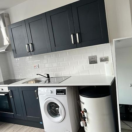 Modern Apartment In London Финчли Экстерьер фото
