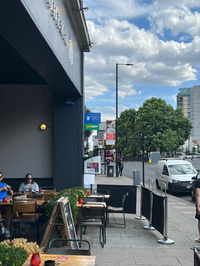 Modern Apartment In London Финчли Экстерьер фото